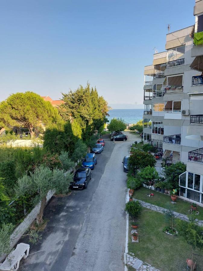 Luminosa Seaview Apartment Nea Iraklitsa Esterno foto