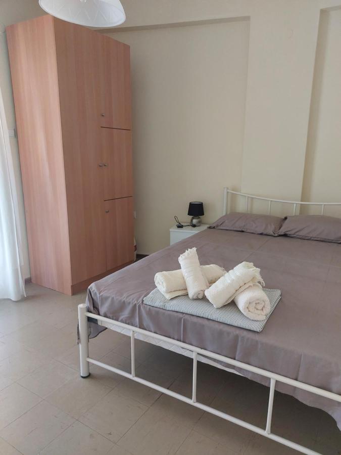 Luminosa Seaview Apartment Nea Iraklitsa Esterno foto
