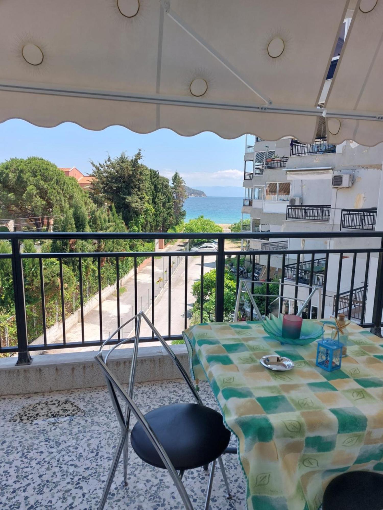 Luminosa Seaview Apartment Nea Iraklitsa Esterno foto